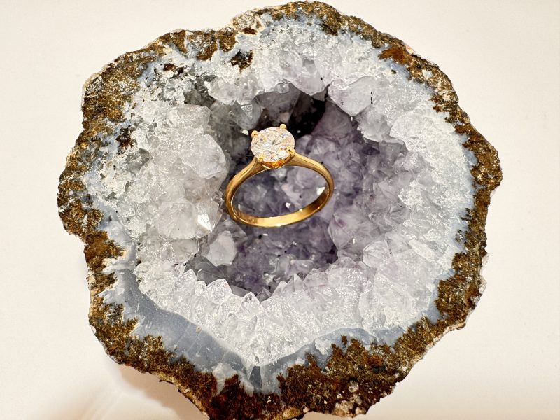 1.00 Carat Solitaire Lab Grown Diamond Ring - Image 4